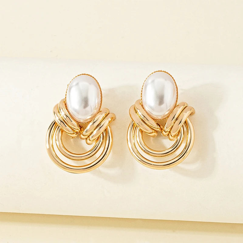 Imitation Pearl Stud Earrings Women Trend Fashion Jewelry Smooth Geometric Personality Exquisite Party Gifts Accessories