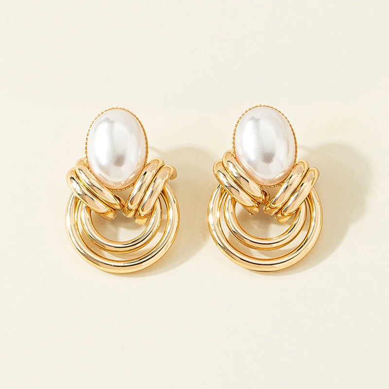 Imitation Pearl Stud Earrings Women Trend Fashion Jewelry Smooth Geometric Personality Exquisite Party Gifts Accessories