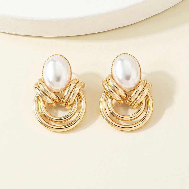 Imitation Pearl Stud Earrings Women Trend Fashion Jewelry Smooth Geometric Personality Exquisite Party Gifts Accessories